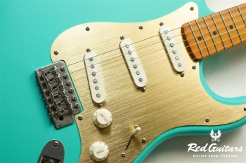 40TH ANNIVERSARY STRATOCASTER VINTAGE EDITION - Satin Sea Foam Green